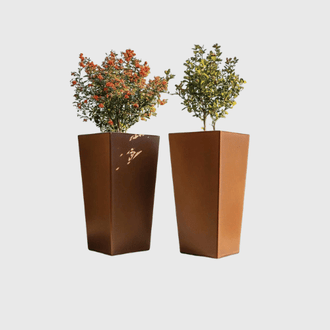 Planters & Pots