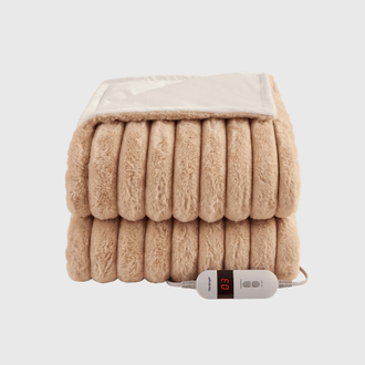 Throws & Blankets
