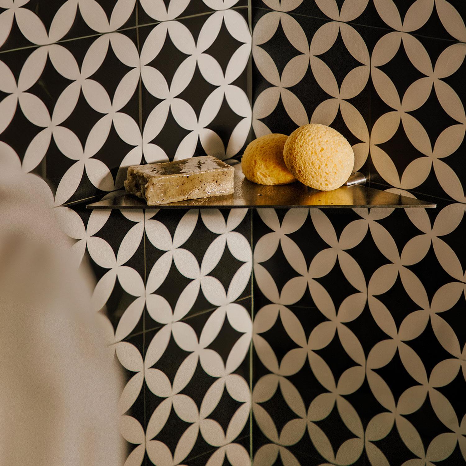 Corner Bathroom Shelf, Organizer, 32cm, Matt Black, Logic Collection