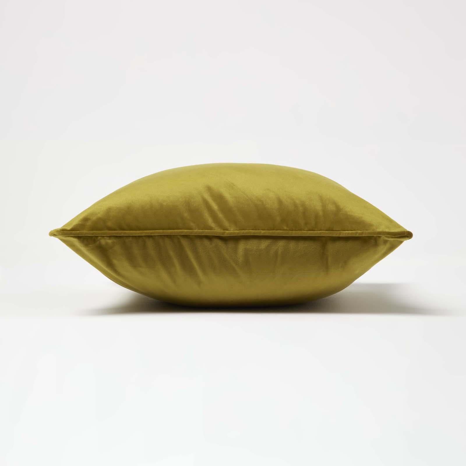 Filled Velvet Cushion With Piped Edge 46 X 46 Cm | 45cm x 45cm | Gold