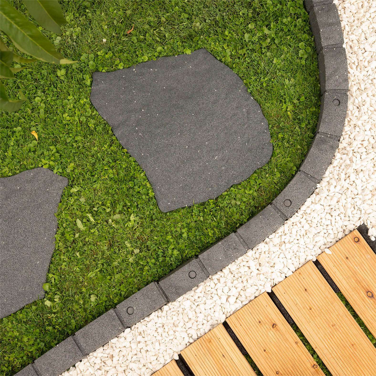 Rubber Garden Stepping Stones - Natural Stone | Set of 4 | Grey