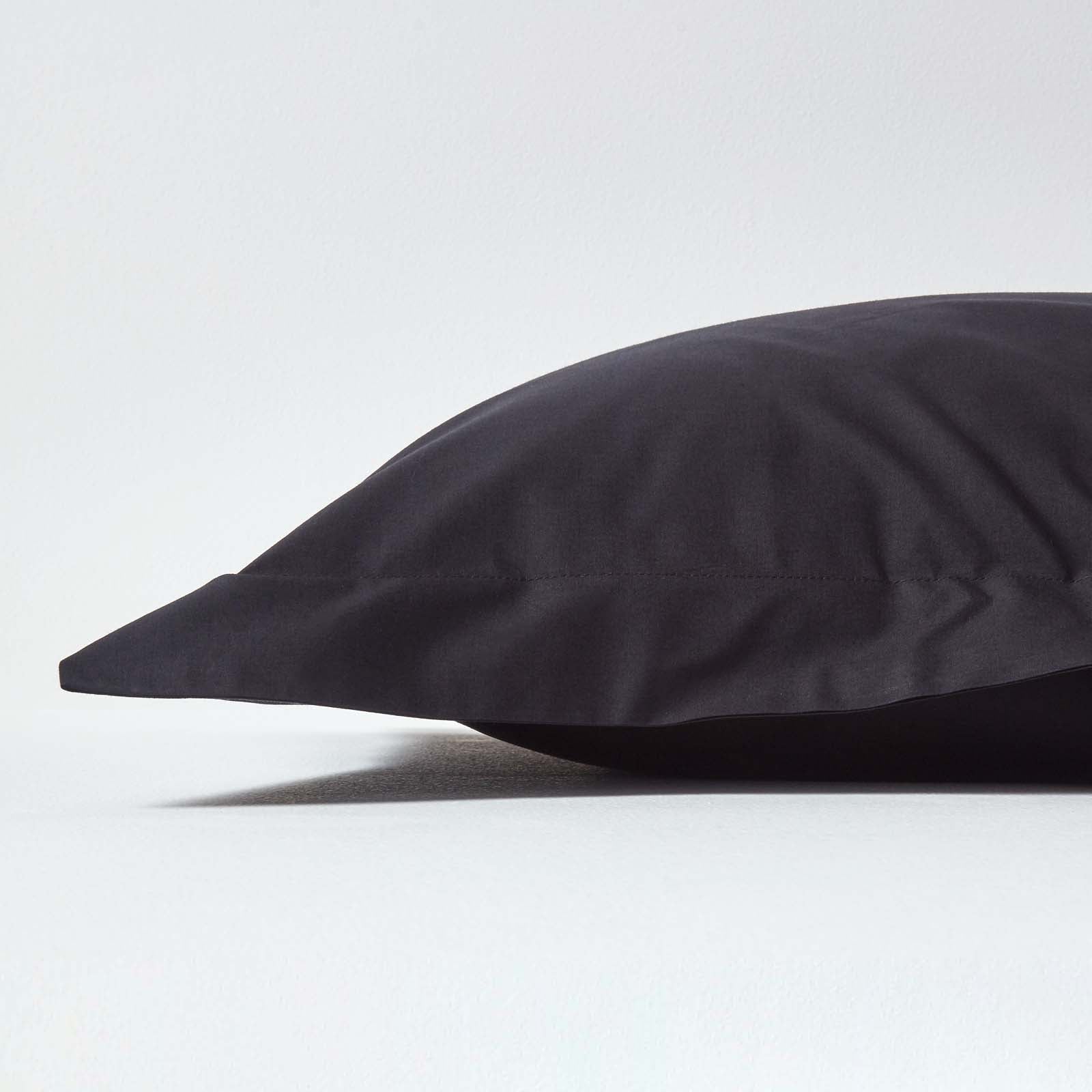 Egyptian Cotton Oxford Pillowcase 200 Tc | 48 x 74cm | Black