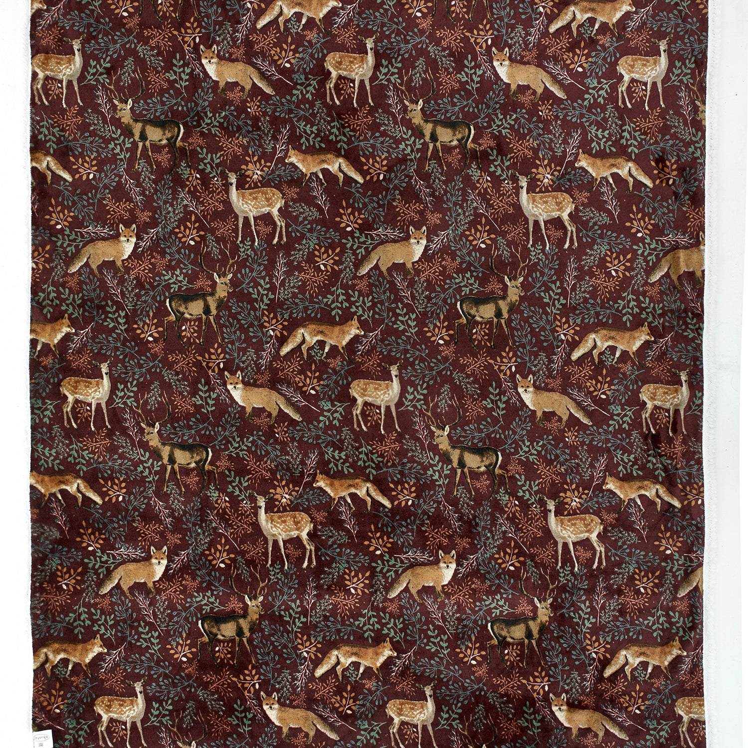 Snuggle Warm Fleece 140x180cm Throw Fox And Deer Mulberry