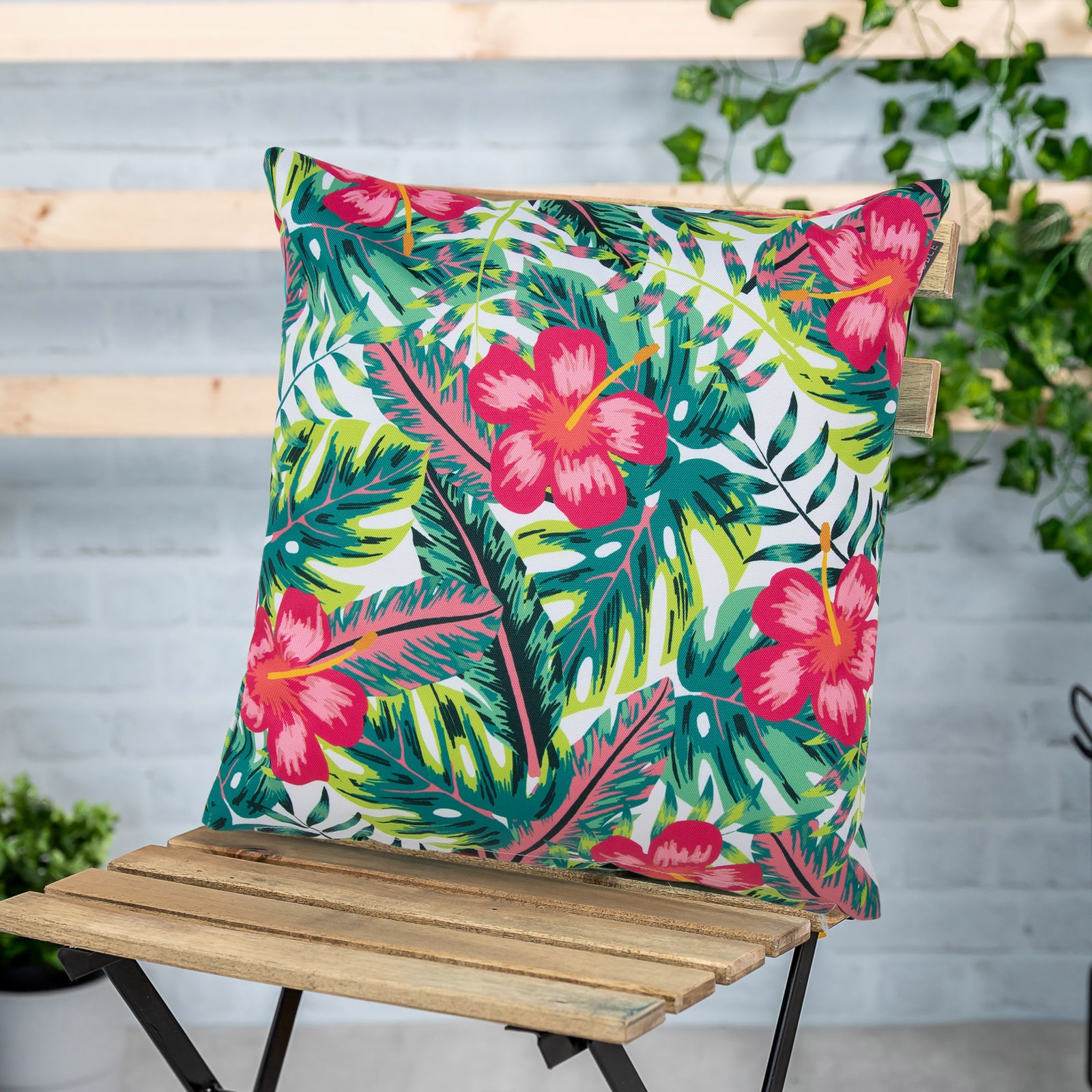 Tropical Indoor Outdoor Cushion Set Of 4 Water Resistant Cushions