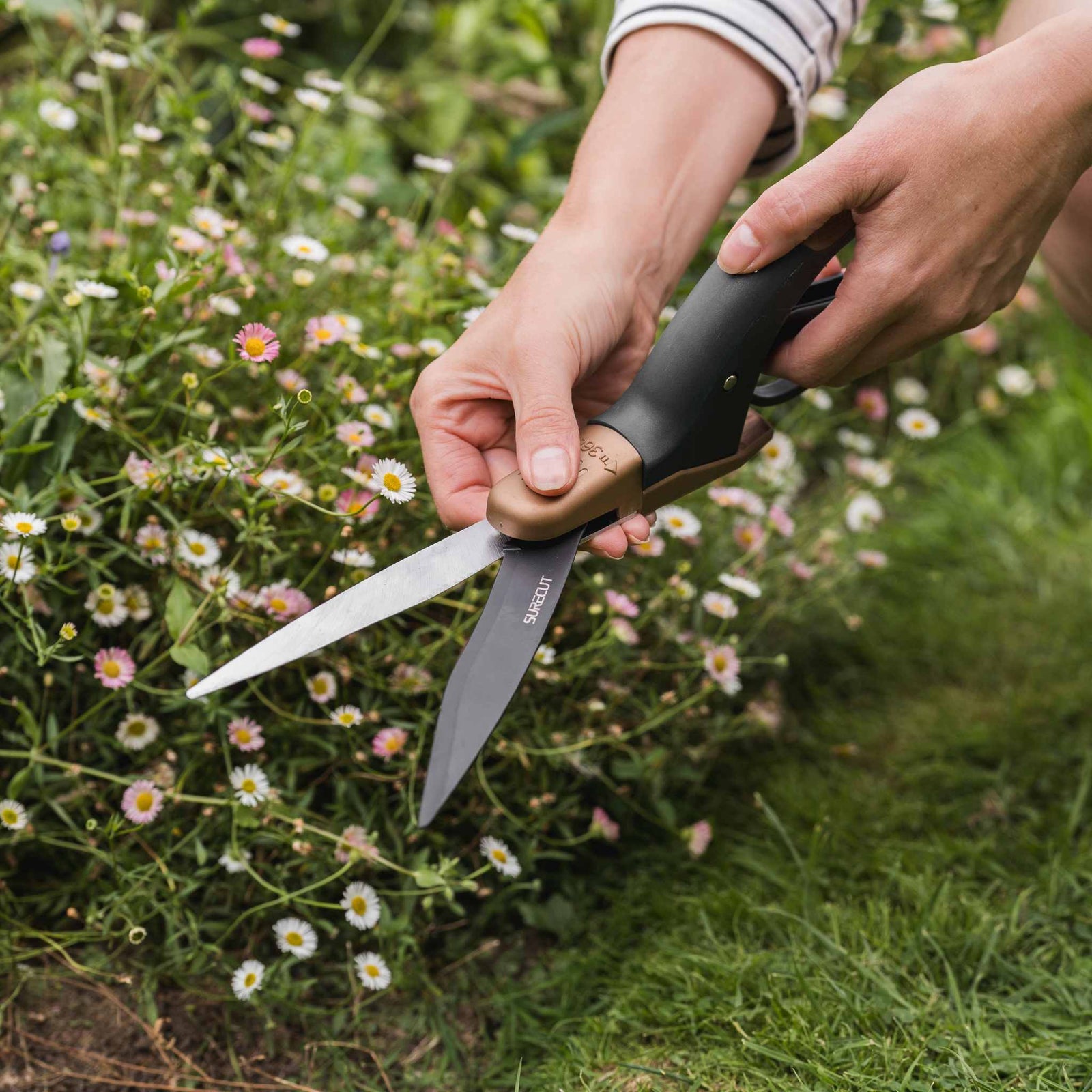 Surecut Single-handed Grass Shears With 360 Degree Rotating Head
