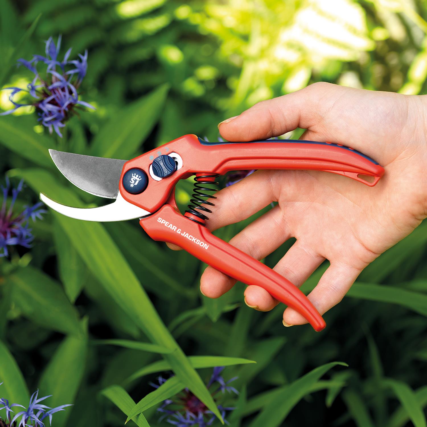 Adjustable Bypass Secateurs, Razorsharp Garden Tool