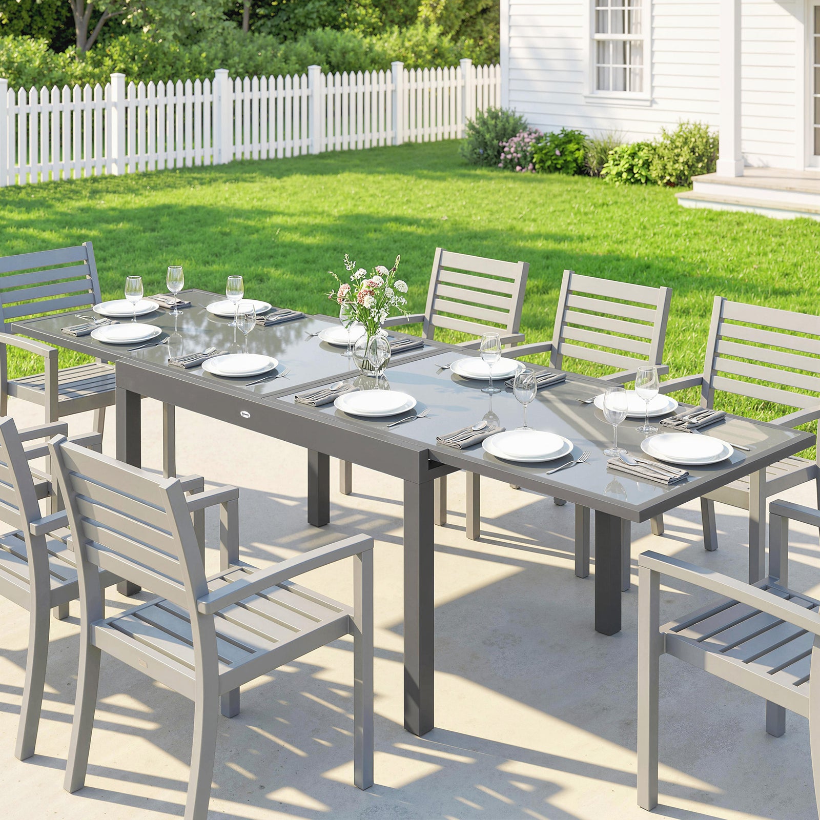 Outsunny Aluminium Extending Garden Table, Glass Top Dining Table, Grey