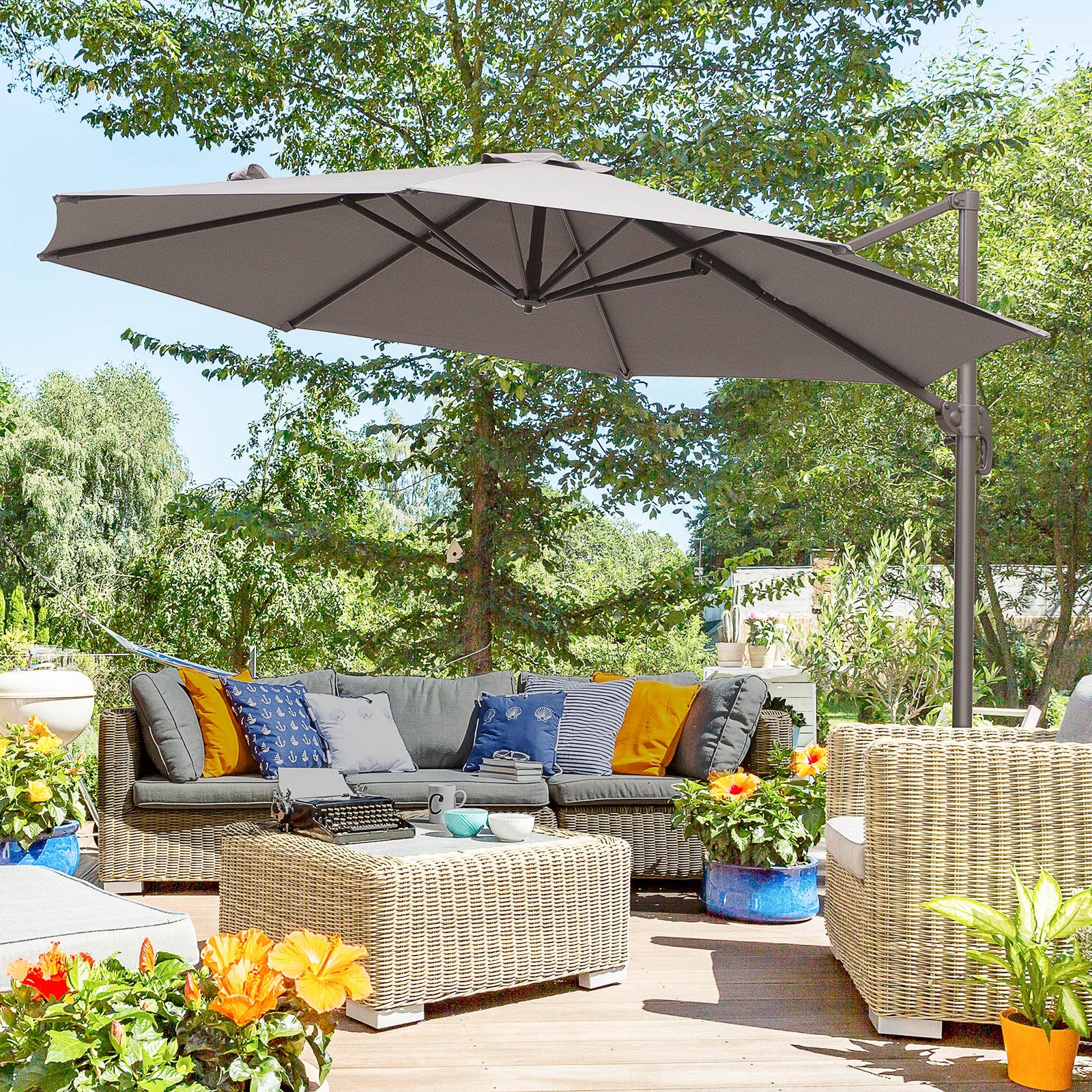 3m Hanging Parasol W/ Cross Base