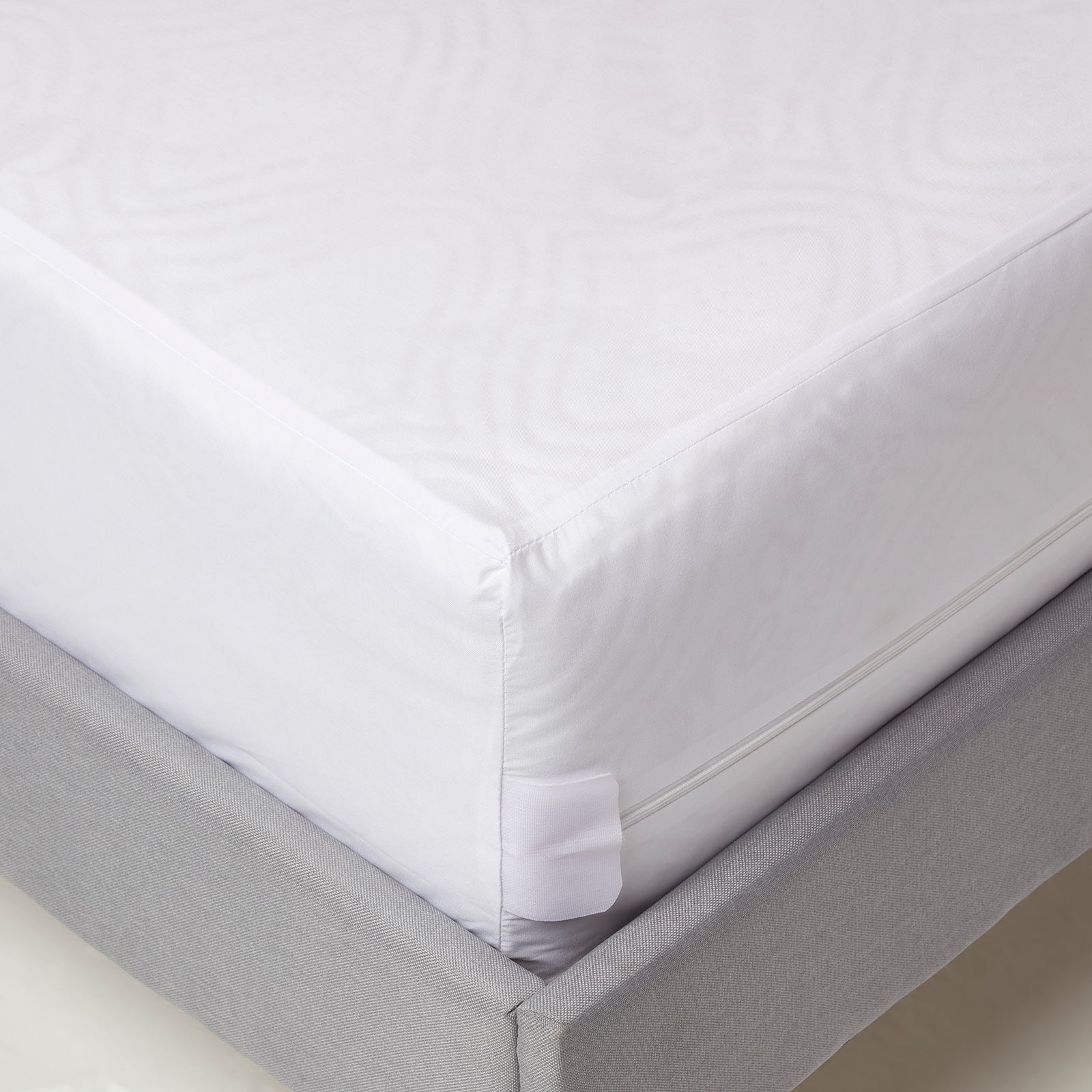 Zipped Mattress Encasement, 40 Cm Depth | King | White