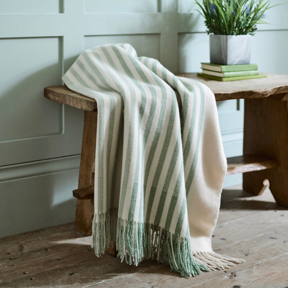 Gorgan Soft Yarn Dyed Jacquard 130x170cm Throw | 130cm x 170cm | Green