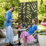 Metal Outdoor Privacy Screen W/ Stand For Garden