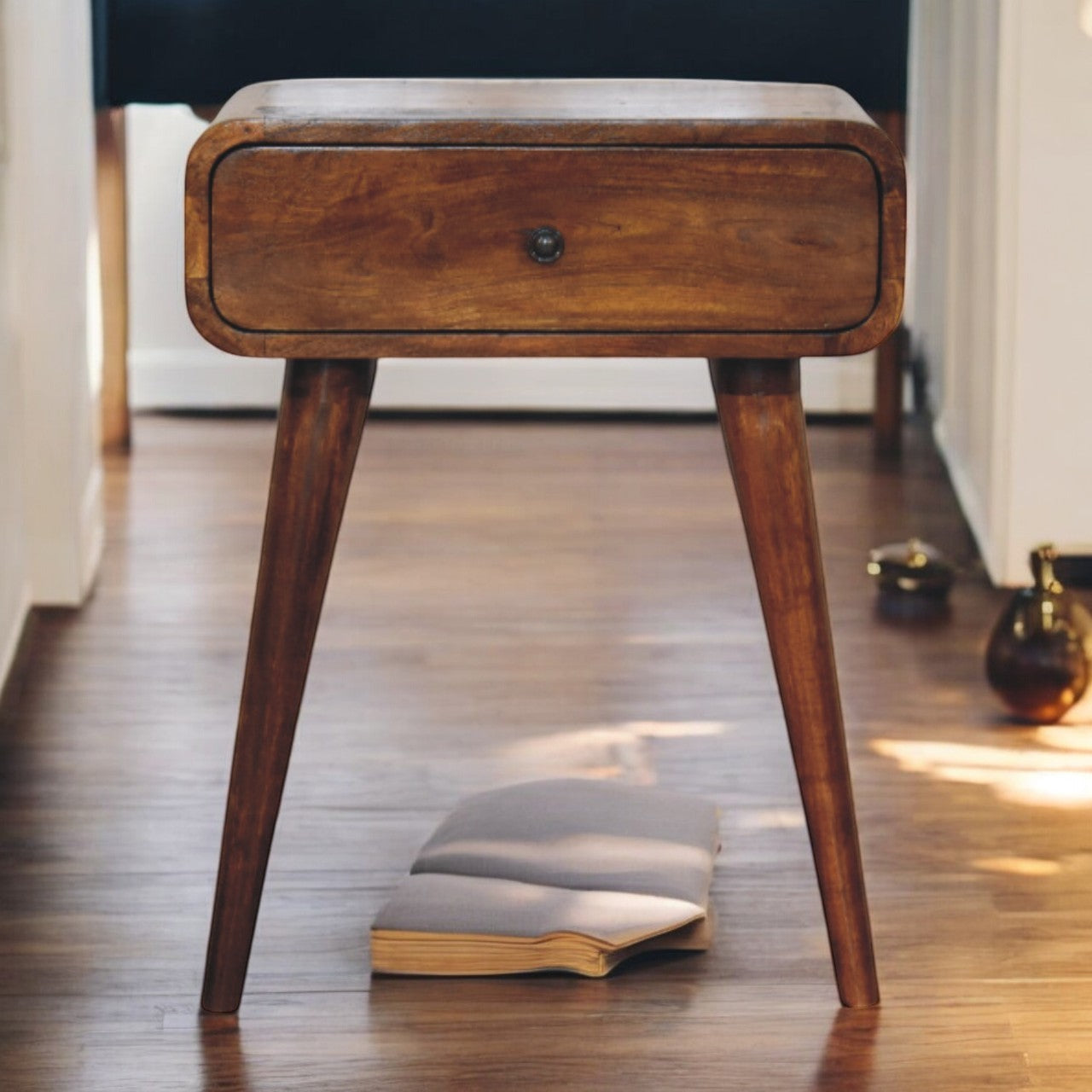 Solid Wood Avora Chestnut Nightstand With 1 Drawer