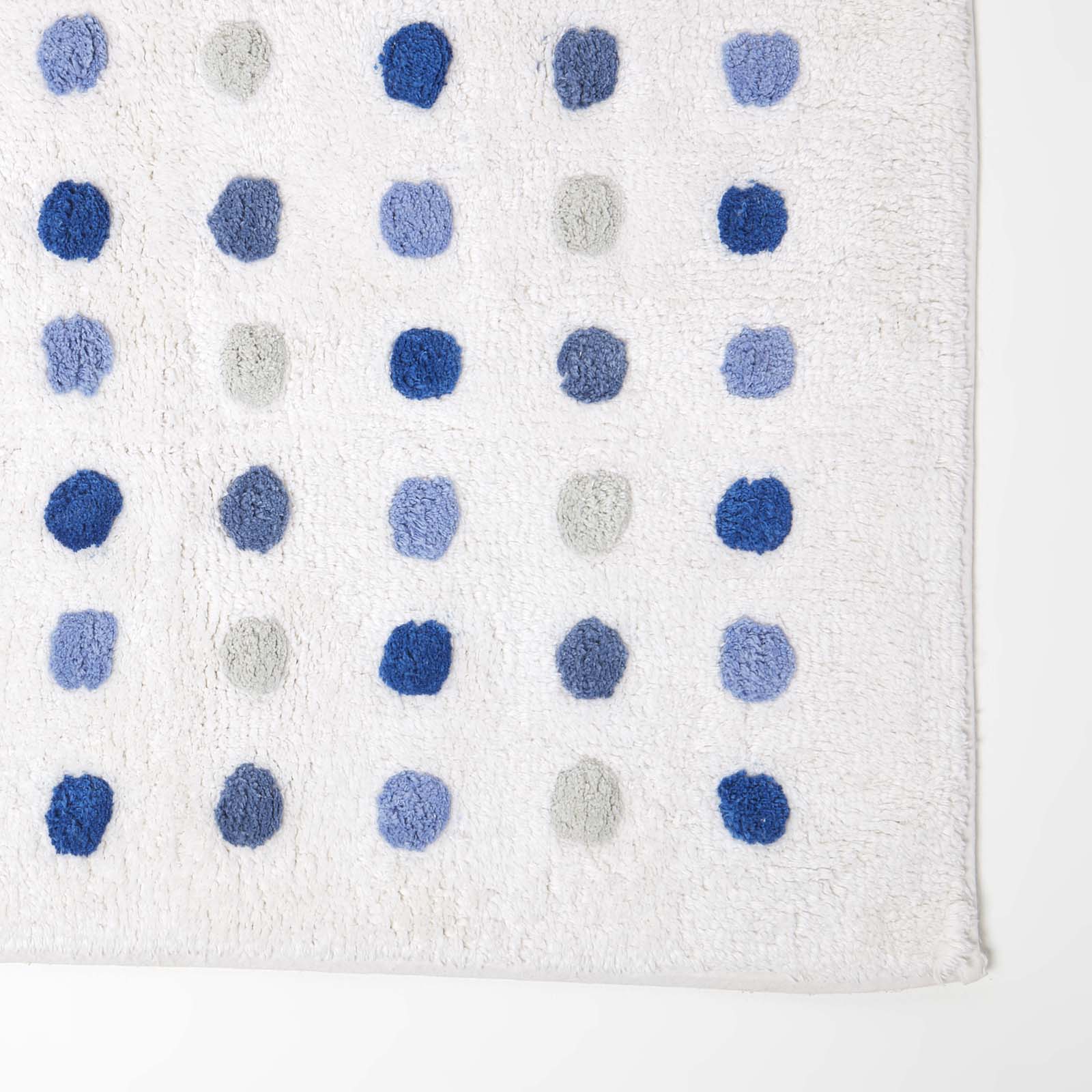 Tufted Cotton Bath Mat With Polka Dot Design | 50 x 80cm | Blue & White
