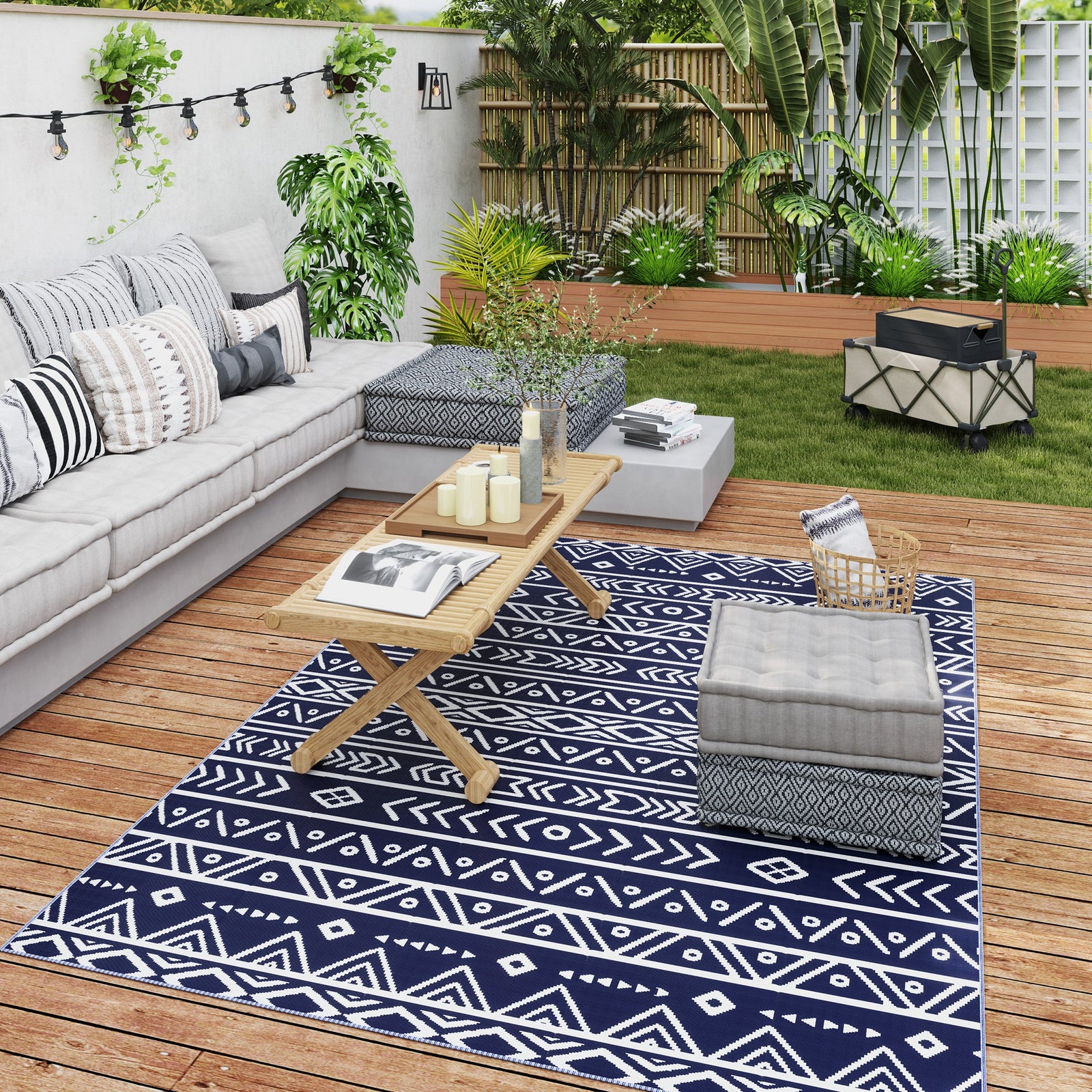 1.8 X 2.7m Reversible Outdoor Rv Rug, Geometric And White