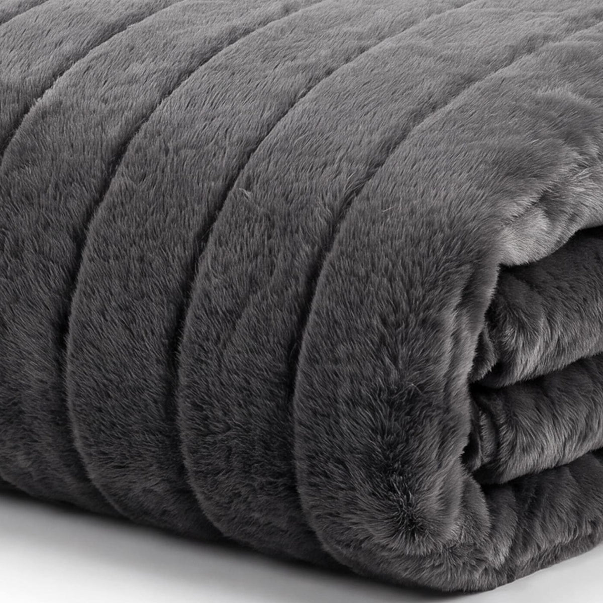 Hockley Faux Fur Throw | 130cm x 150cm | Grey
