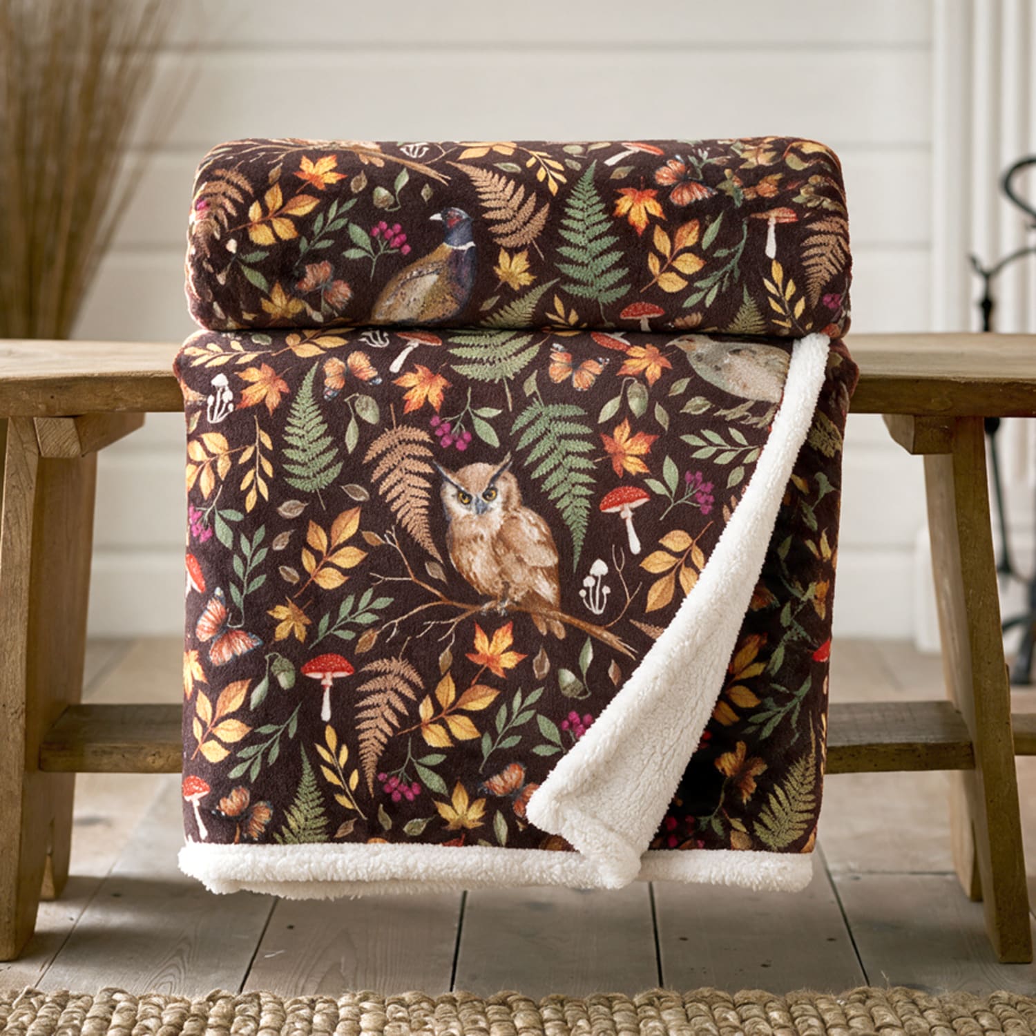 Deyongs Wild Birds Sherpa Fleece Throw – Printed Nature Blanket