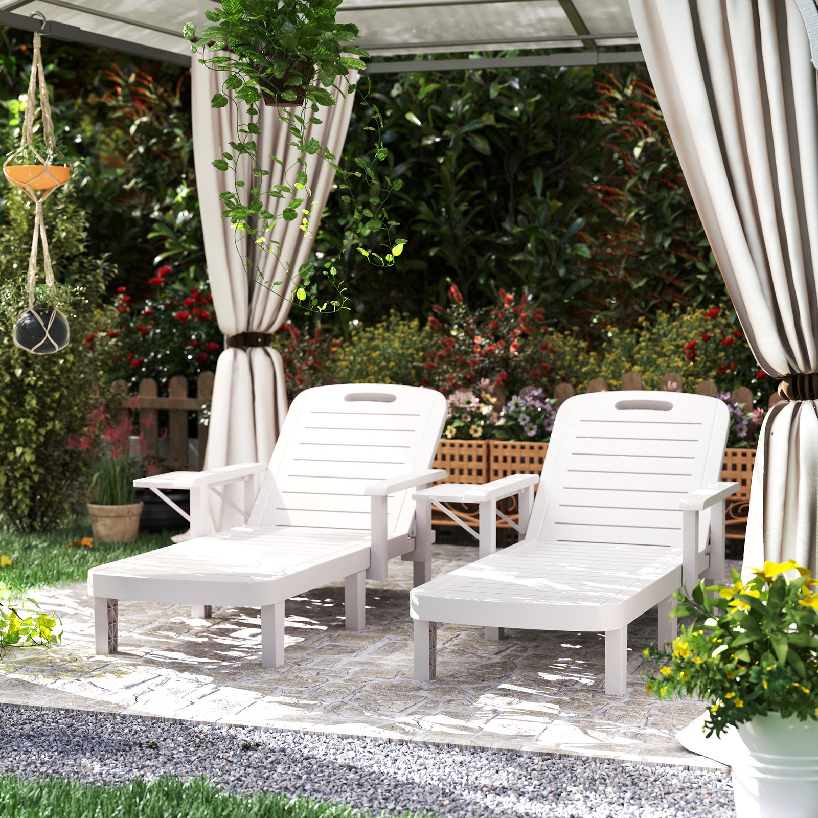 Set Of 2 Resin Reclining Sun Loungers For Garden | White