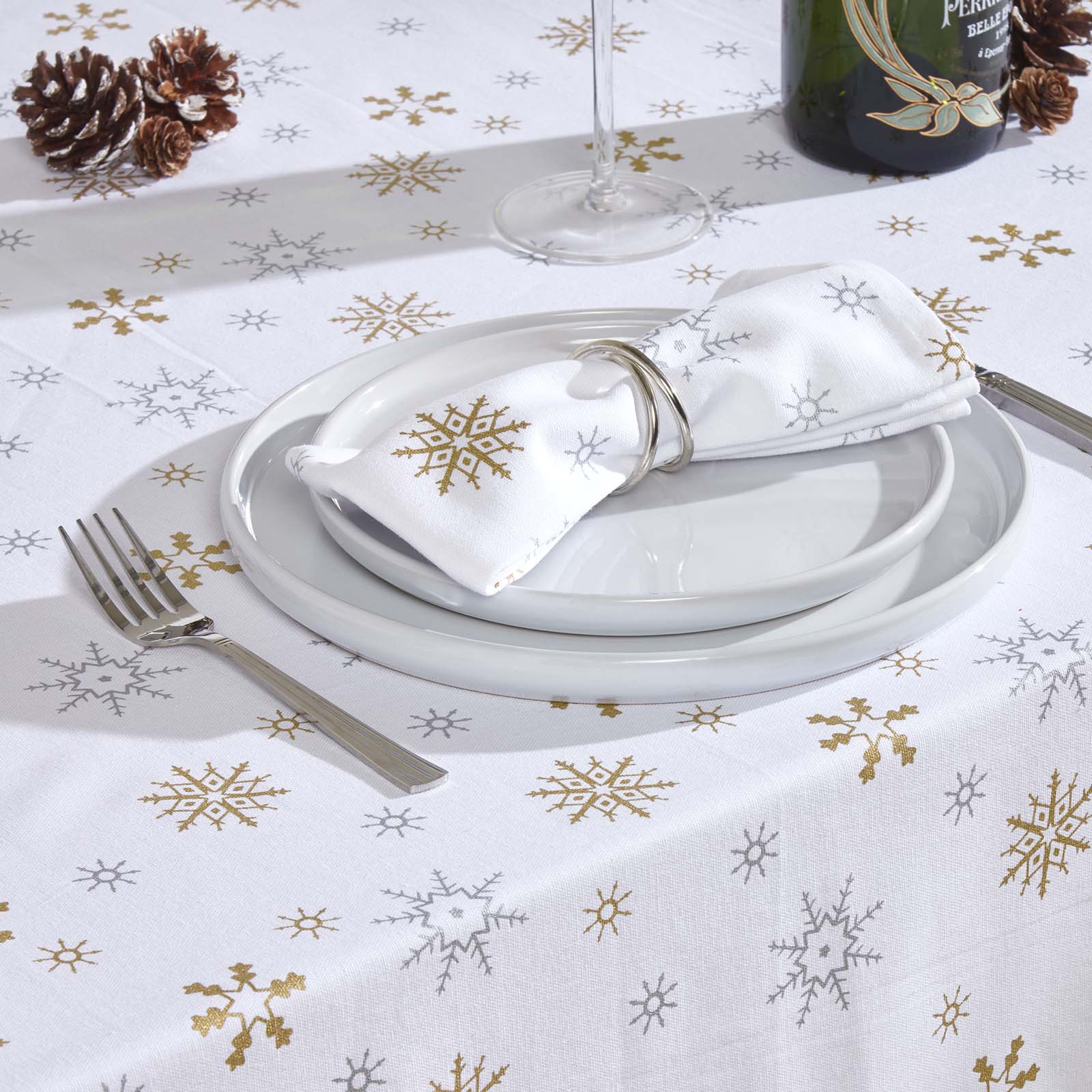 Gold Snowflake Christmas Tablecloth | 137 x 178cm | White