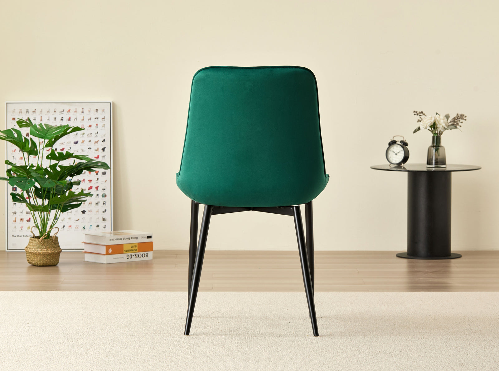 Stylish New York Dining Table Set With 4 Amelia Velvet Chairs | Green