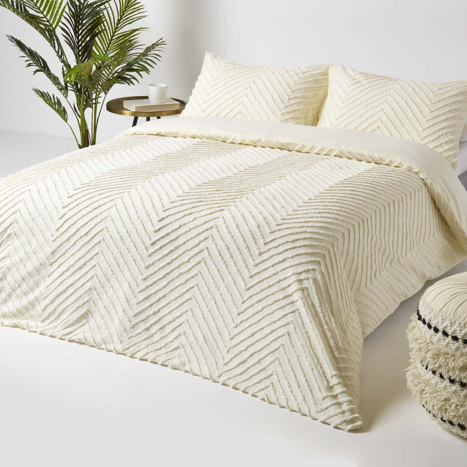 Chevron Cotton Tufted Duvet Cover Set | King | Off White