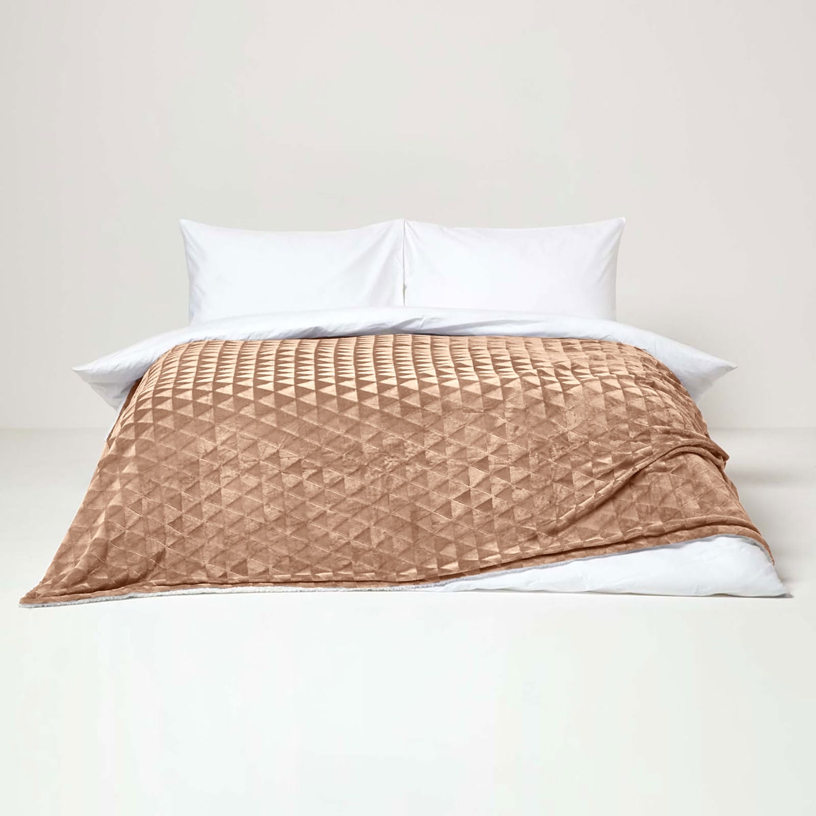 Geometric Triangle Velvet Throw | 160cm x 200cm | Brown