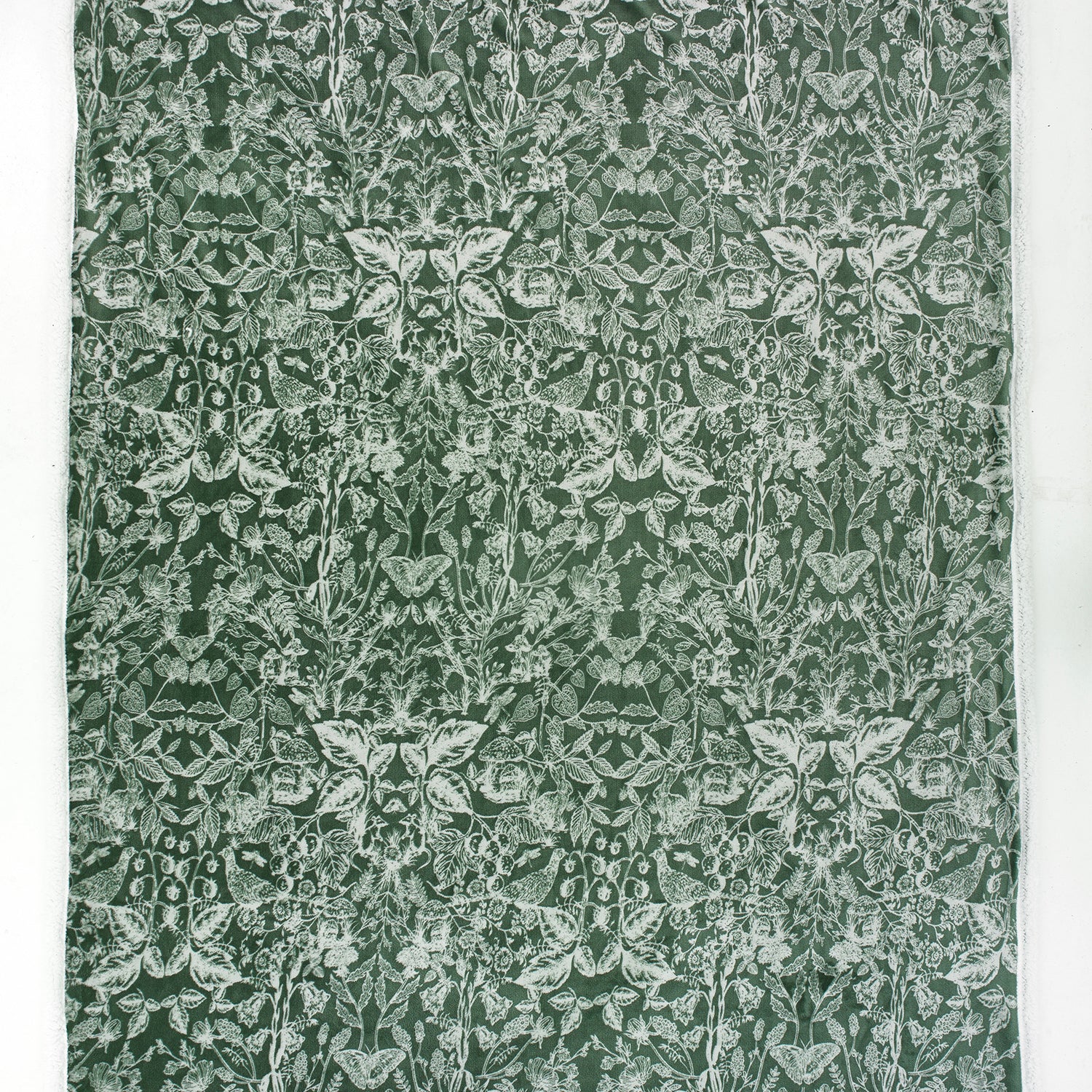 Snuggle Warm Fleece 140x180cm Throw Secret Garden Green