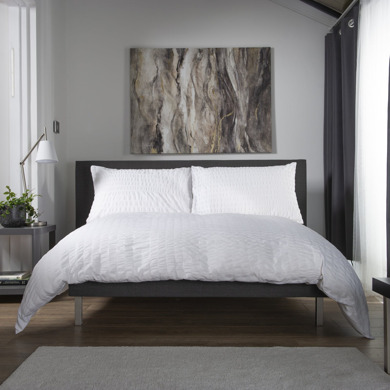 Stamford White Seersucker Bedding Set – Light & Airy Duvet Cover – 180 Thread Count | Double | White