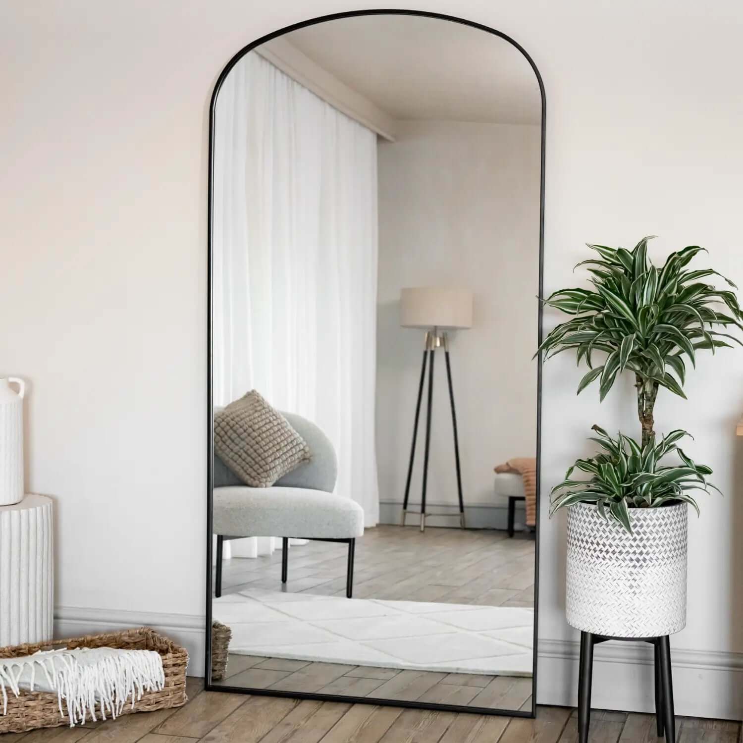 Yōko - Metal Gentle Arch Mirror | 180cm x 90cm | Black