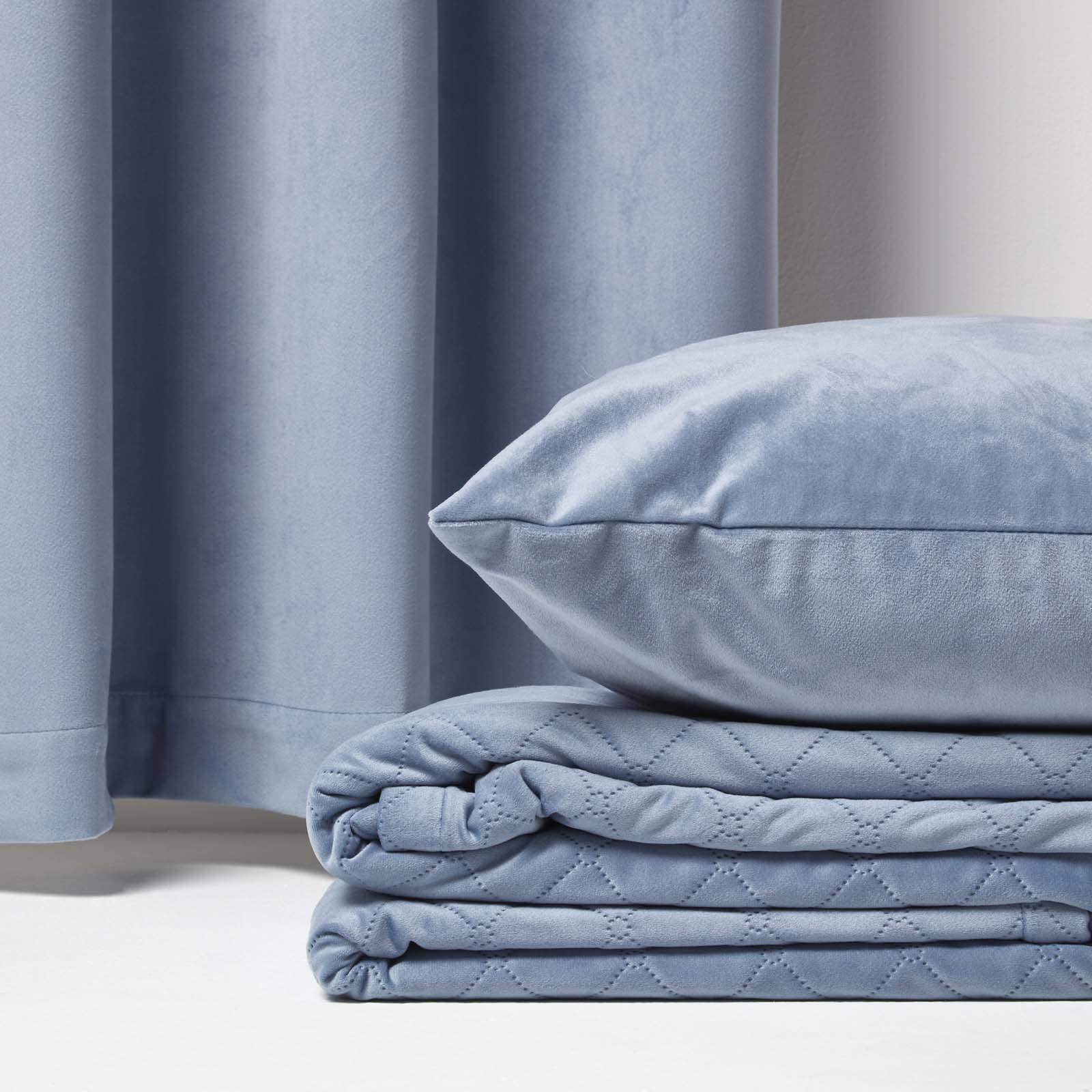Diamond Quilted Velvet Bed Throw | 150cm x 200cm | Blue
