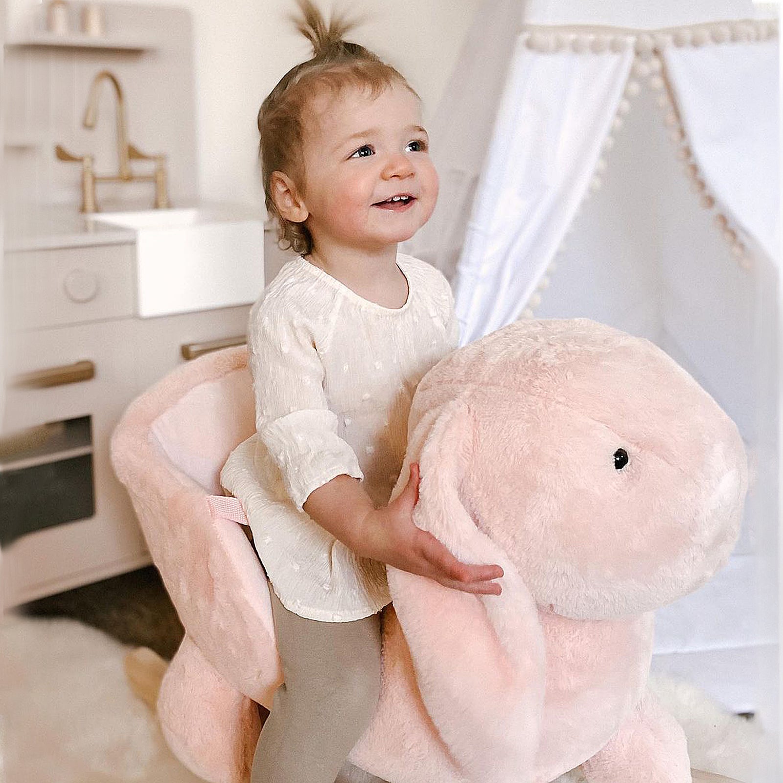 Cute Kids Ride-on Rocking Rabbit W/ Sound Handlebars Seat Belt Plush Body