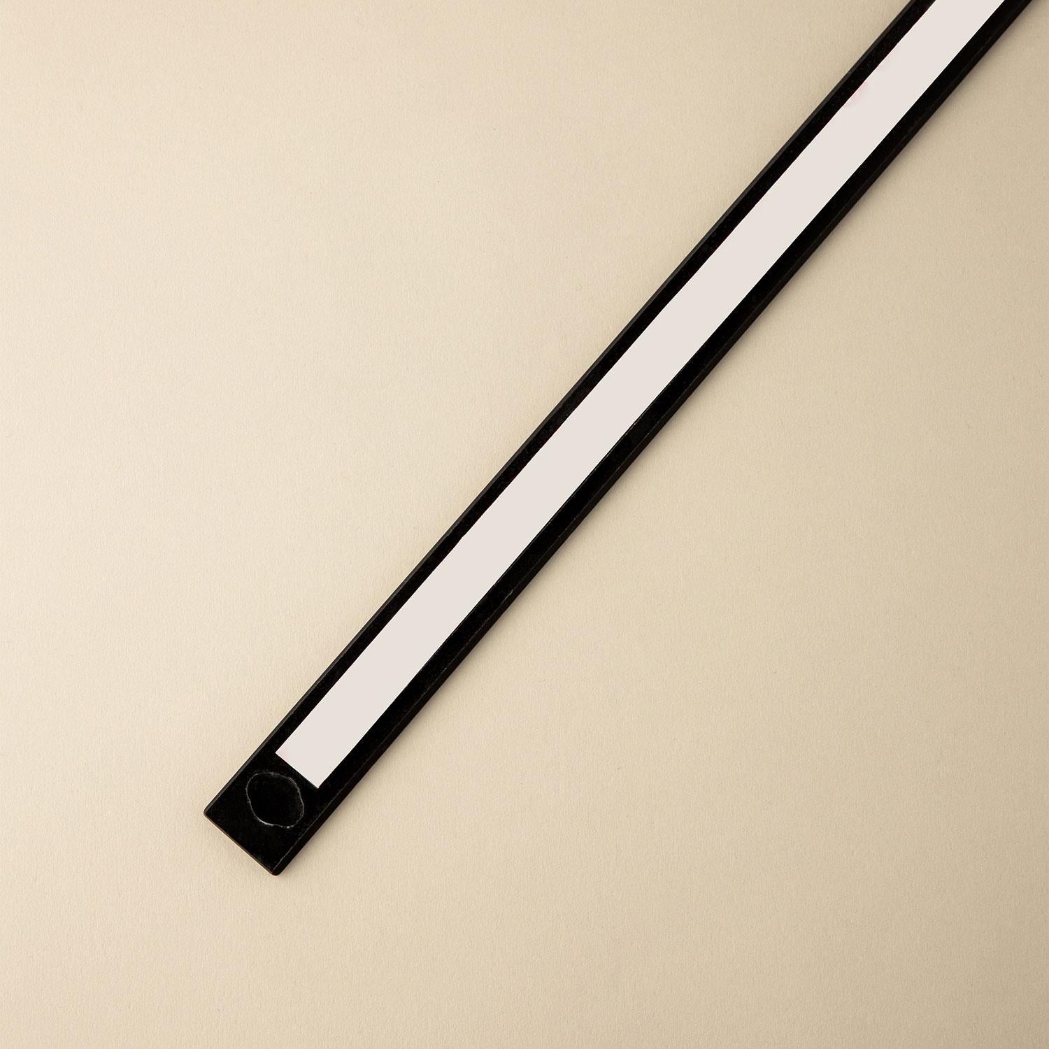 Wall Guide For Alife Collection 40 Cm, Accessories Not Included | Pearl White
