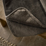 Windsor Heavyweight Coco Plush Throw | 130cm x 180cm | Mocha