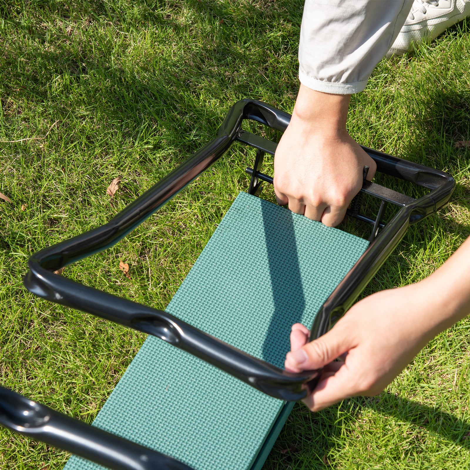2-in-1 Garden Kneeler & Bench Foldable Outdoor