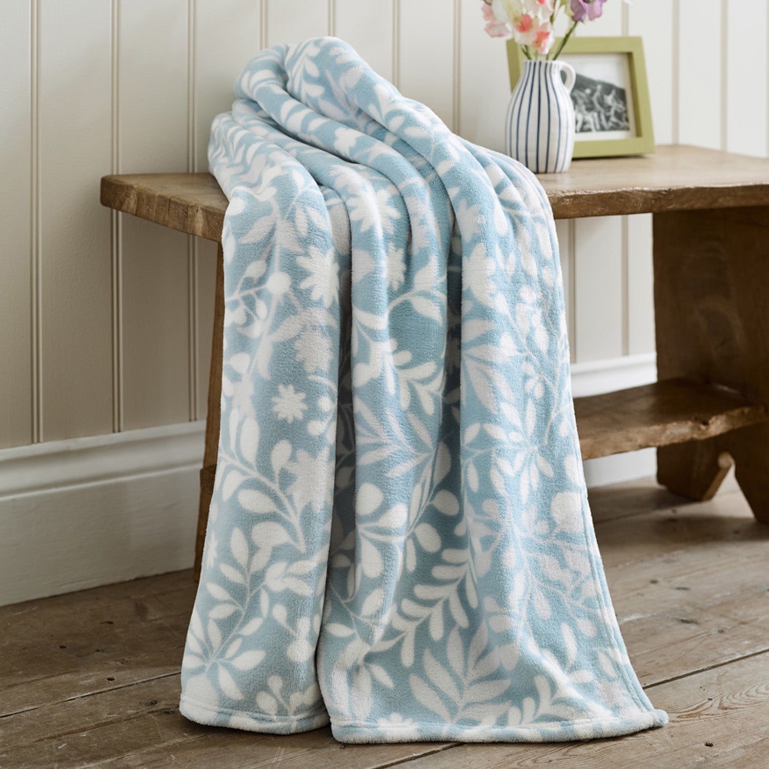 Deyongs Supersoft William Botanical Print Coral Fleece Throw