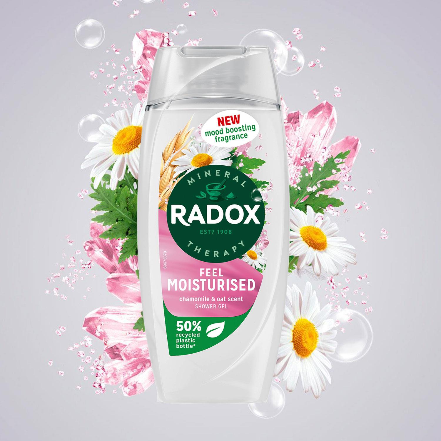 Mineral Therapy Shower Gel Feel Moisturised With Chamomile & Oat, 225ml, 3pk | 3 | White