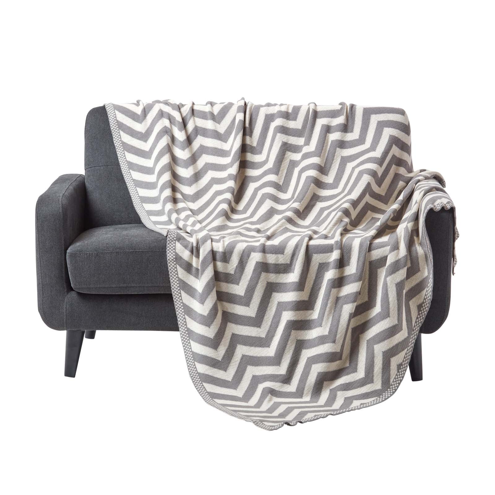Chevron Herringbone Cotton Knitted Throw | 150cm x 200cm | Grey