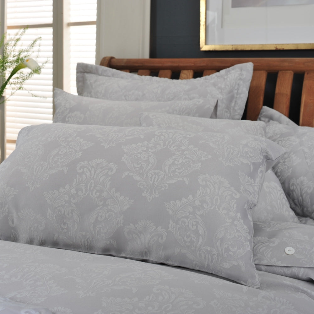 Versailles Jacquard Bedding – Delicate Detailing, Luxurious Comfort | Single | Silver Grey