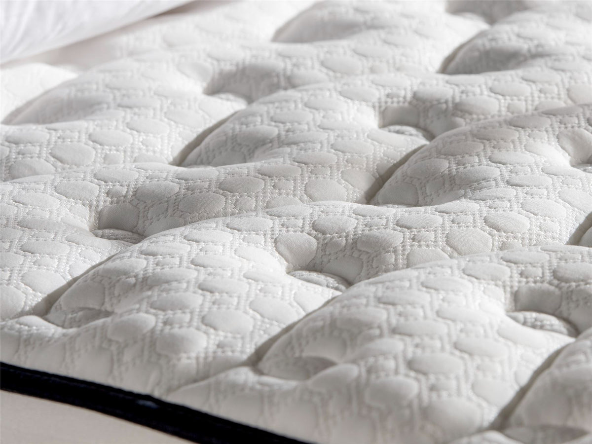 King Arthur 2000 Memory Hybrid Pillow Top | Super King | All White
