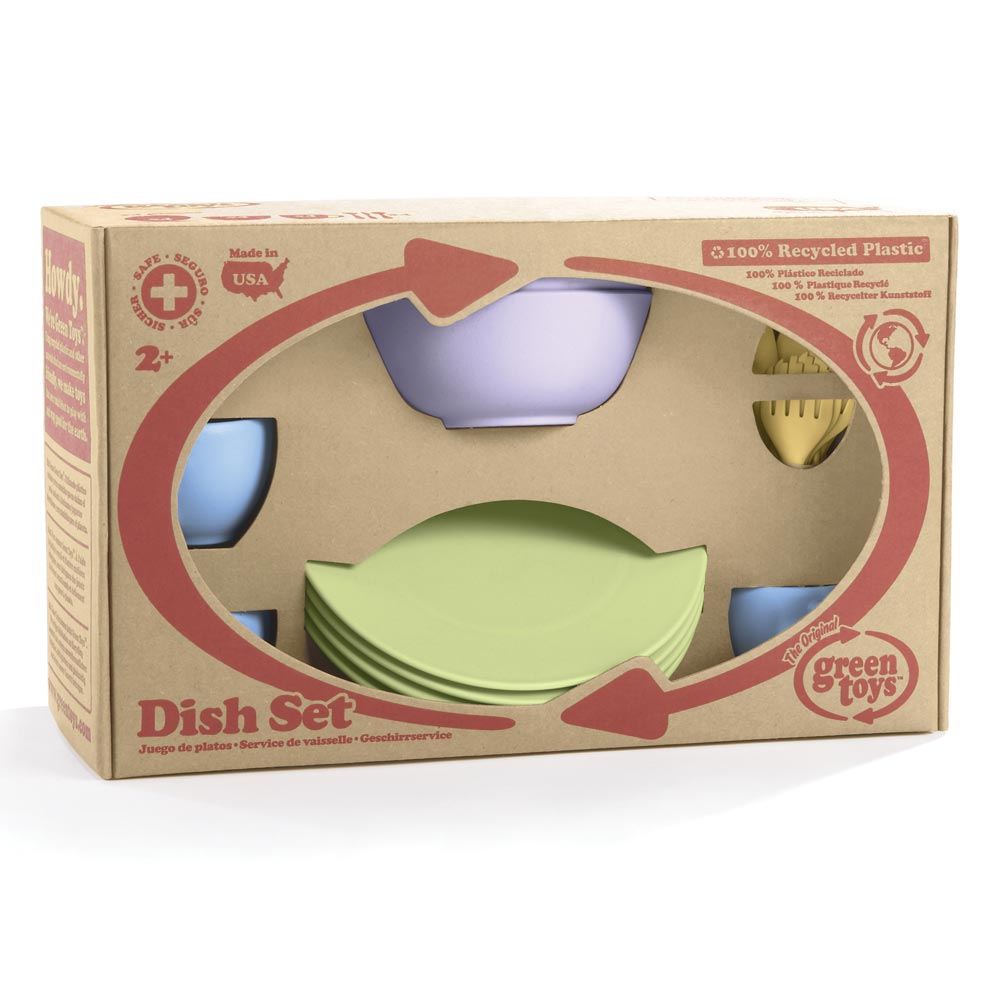 24 Piece Dinner Set, Made From 100% Recycled Plastic
