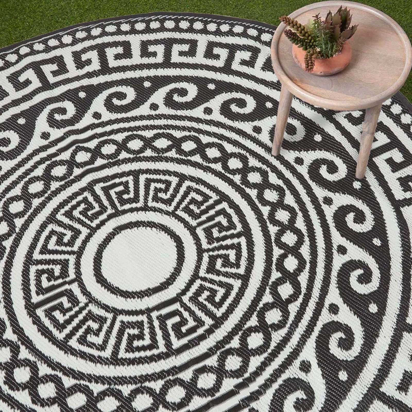Luxury Outdoor Rug Waterproof Reversible Round For Garden Patio 100% Recycled, Black Enid Aztec