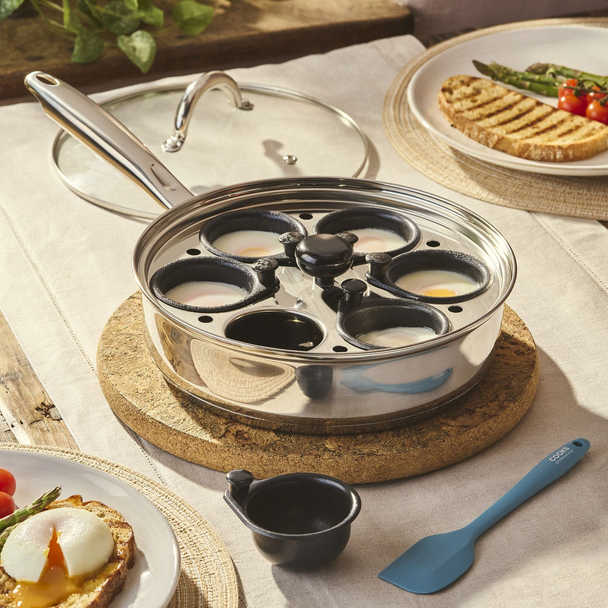 Stainless Steel Egg Poacher Pan With Spatula | 6 Cup | Silver