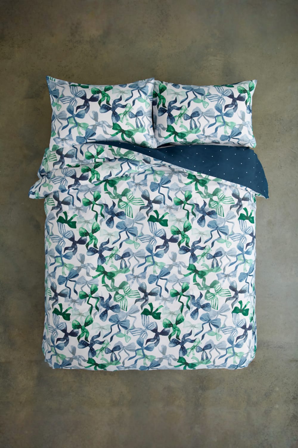 Bows Print Easycare Duvet Cover Set – 200tc Cotton Rich Soft Bedding | King | Blue