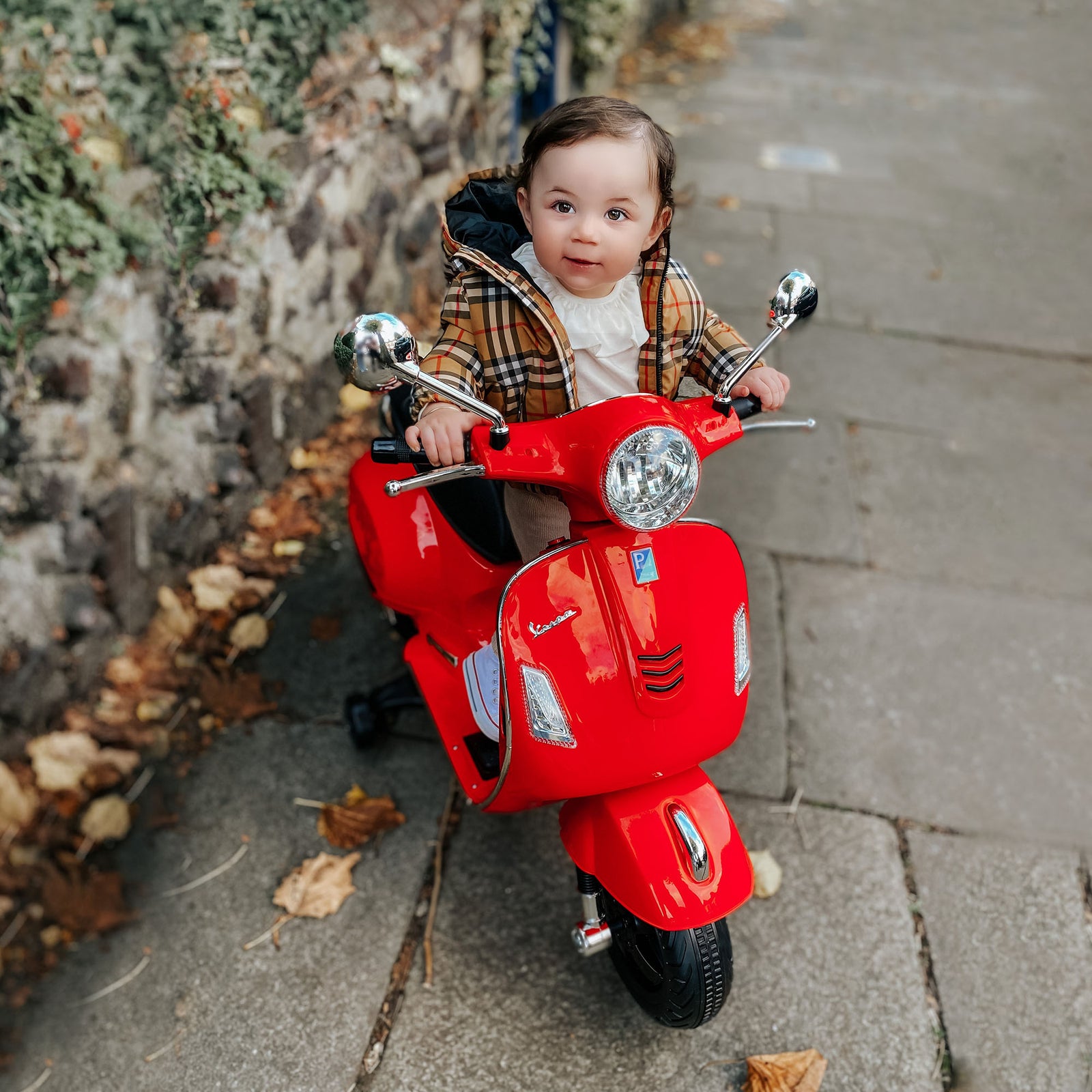 Kids Ride On Licensed Vespa Motorcycle 6v Boys Girls Mp3 Music Led Lights | Red