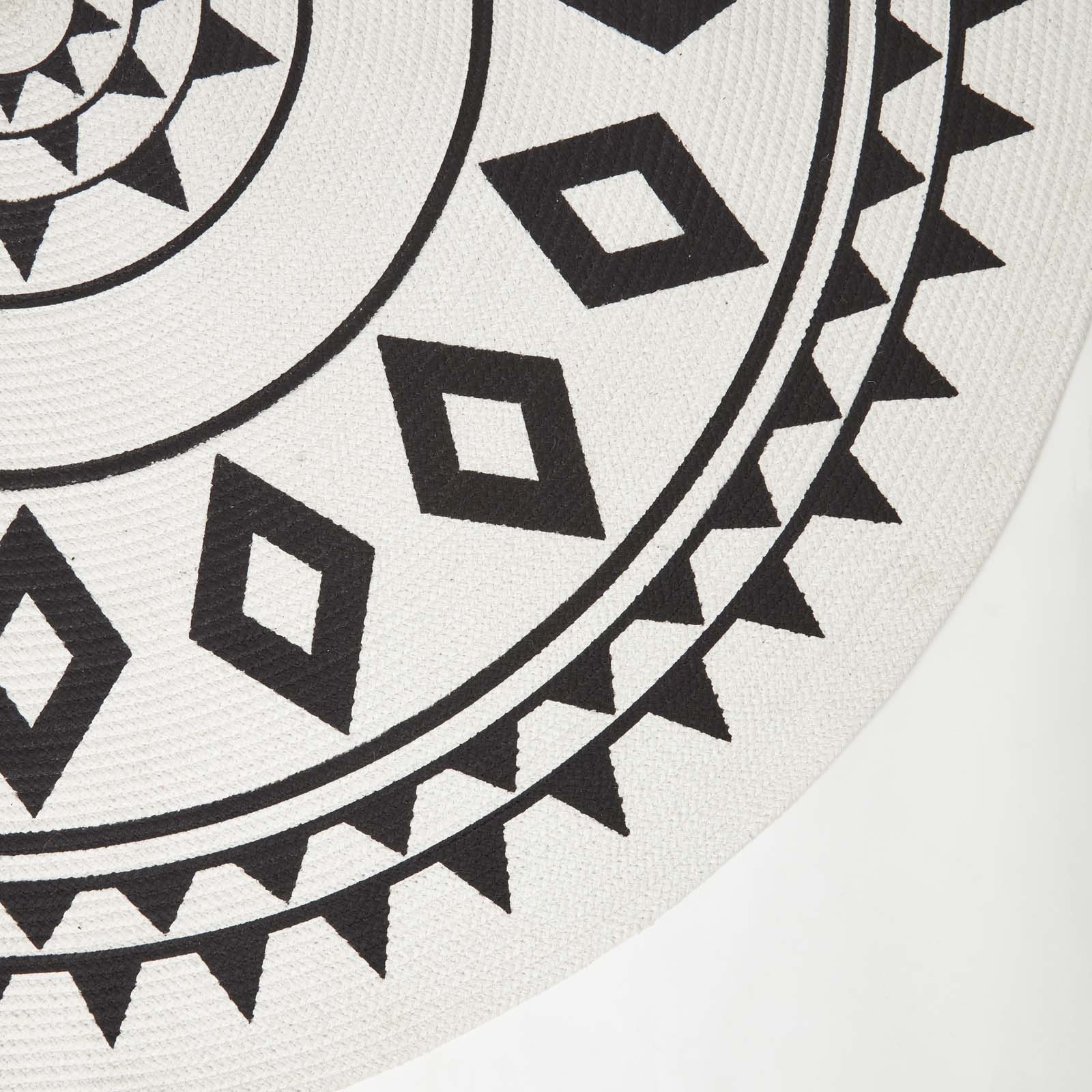 Lia White & Black Mandala Handoven Cotton Rug Round | 120cm | Black & White