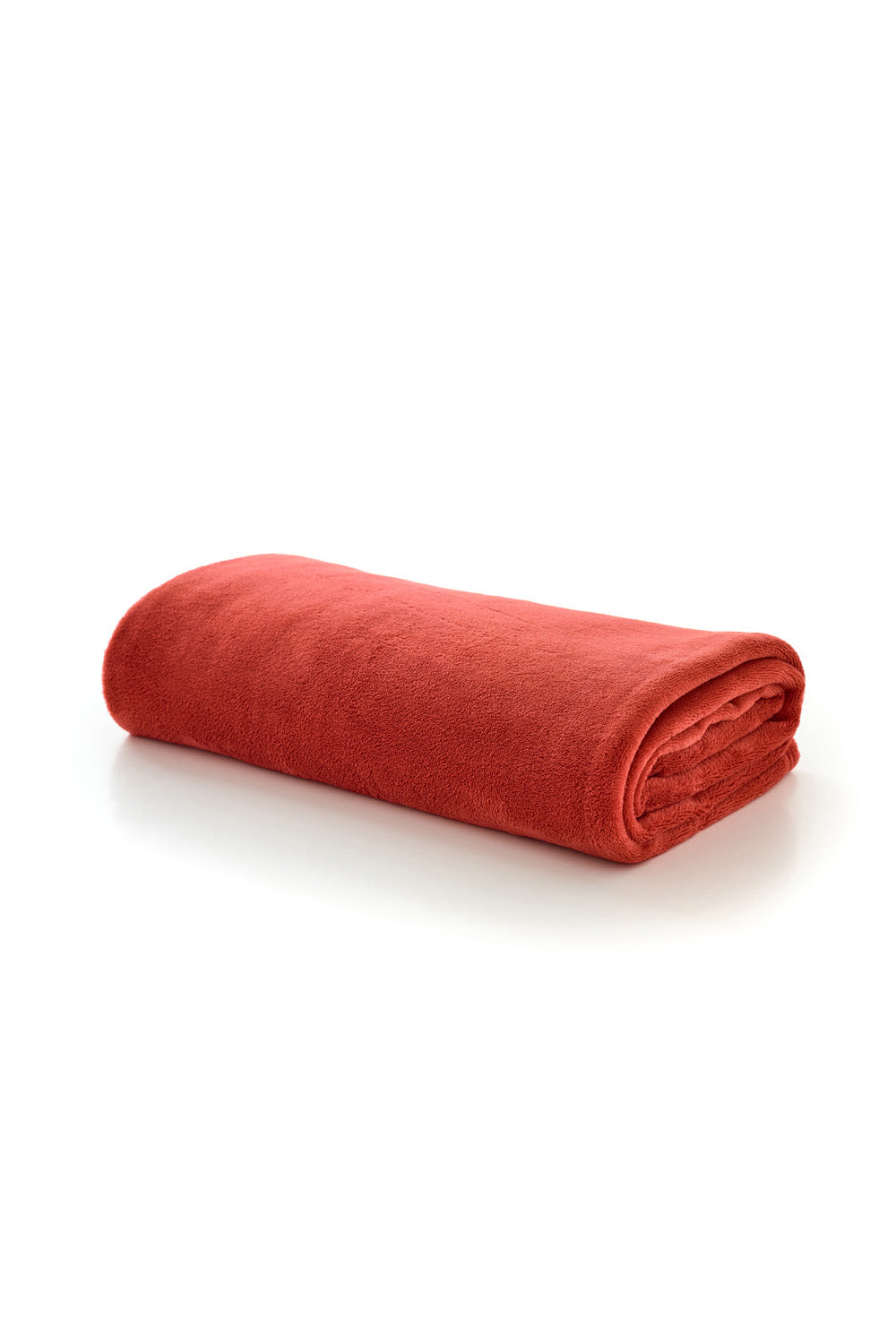 Snuggle Touch Solid Colour Fleece Throw – 140x180cm – Super Soft Plain Blanket | 140cm x 180cm | Crimson