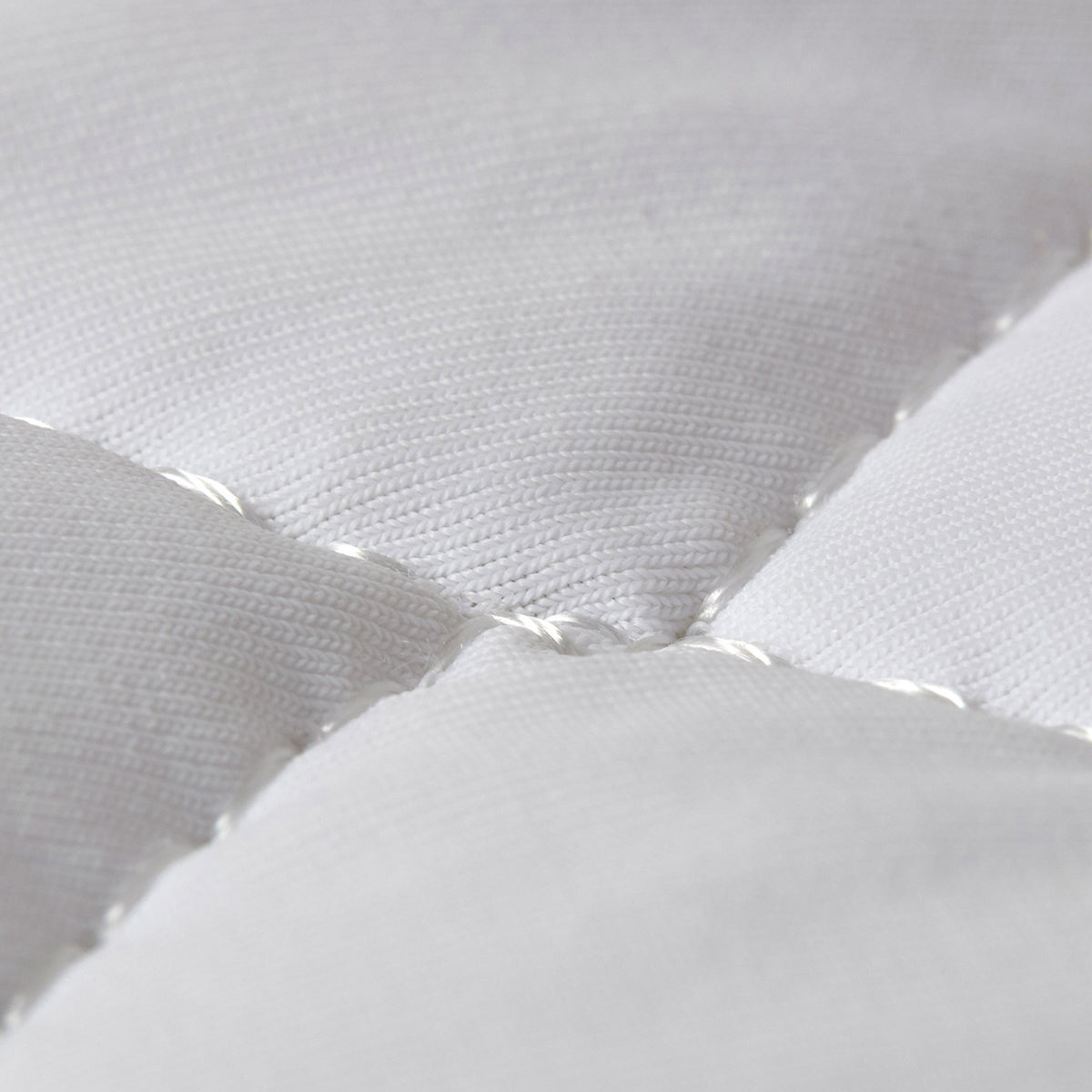 Advanced Cooling Mattress Topper | King | White