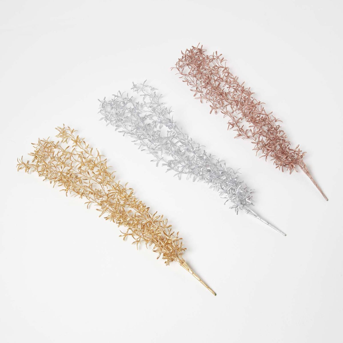 HOMESCAPES Silver & Gold Mistletoe Garland Set Of 3, 53 Cm