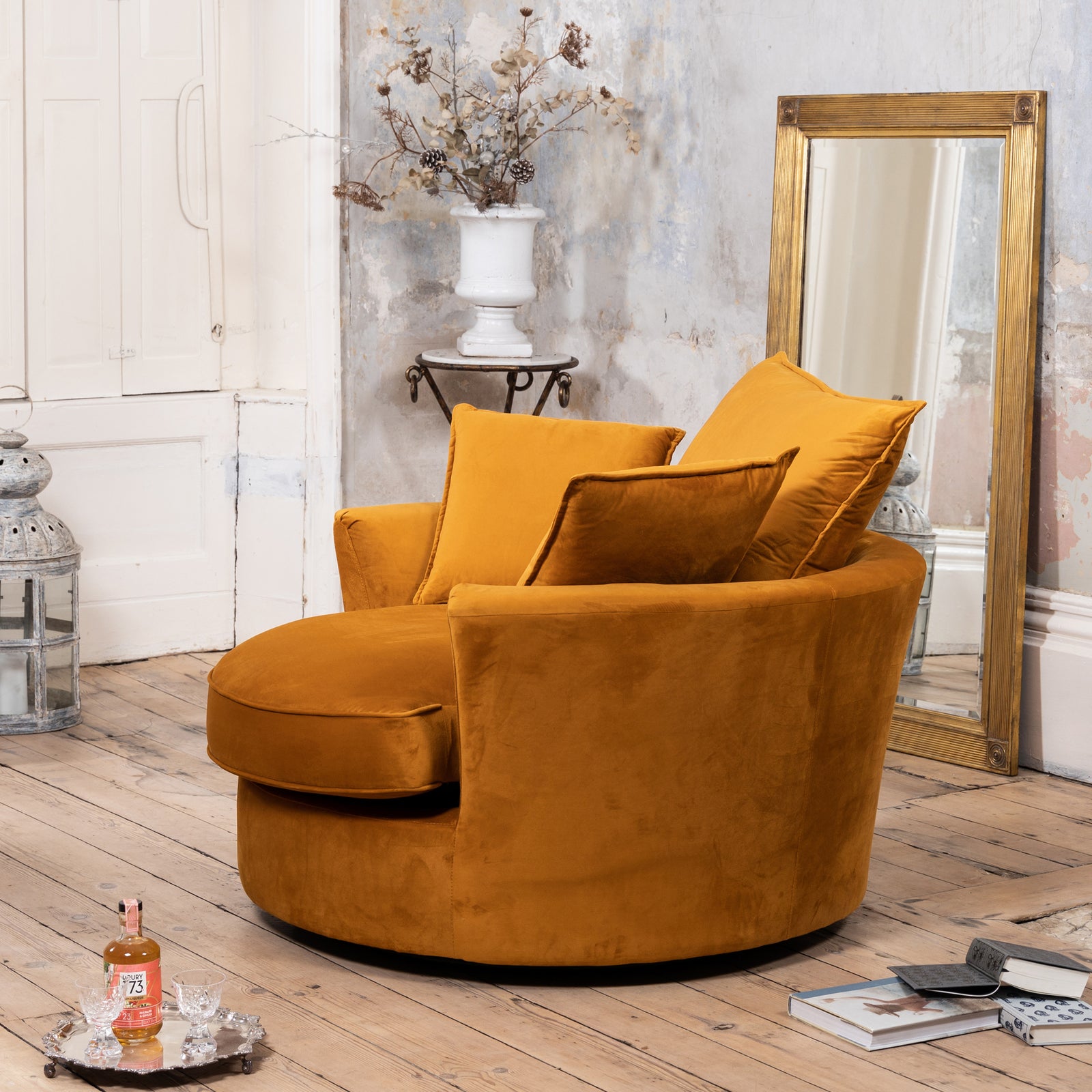 Havana Velvet Swivel Base Cuddle Chair | Orange