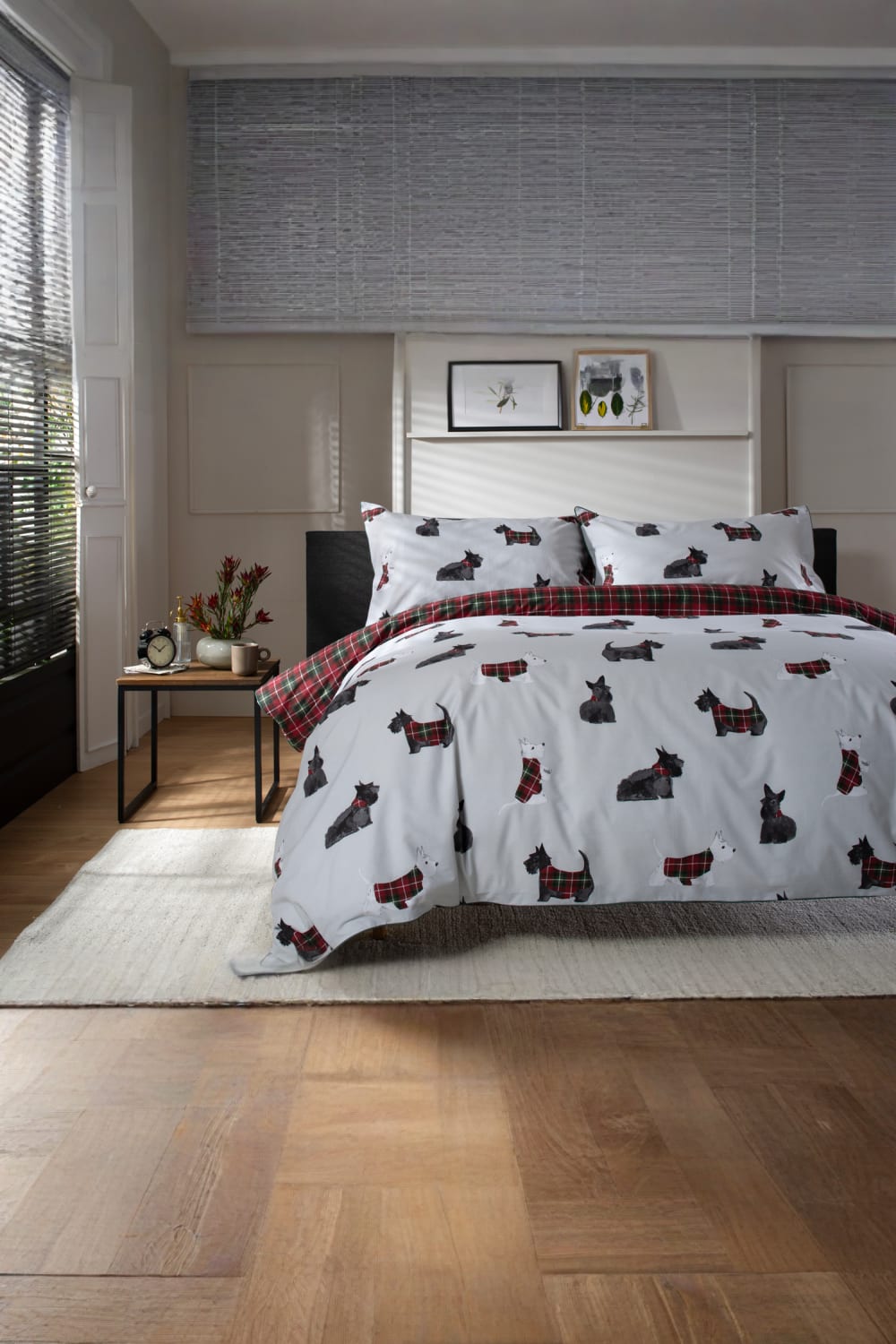 Hattie 100% Cotton Duvet Cover Set – Dog Printed Bedding With Piped Edging | Double | Grey