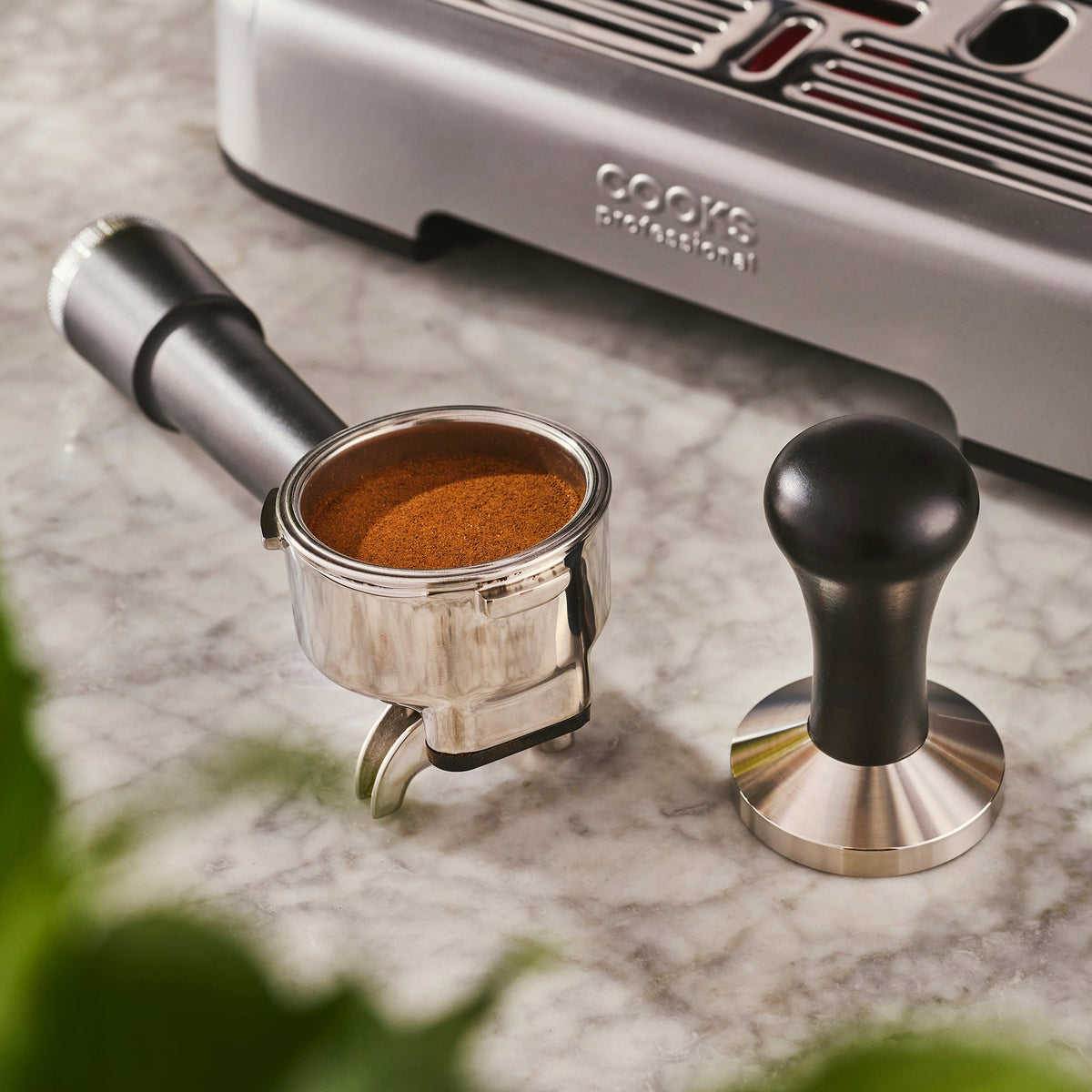Cooks Professional Bean-to-Cup Espresso Machine With Steam Wand